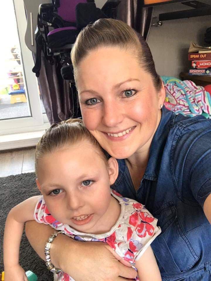 Evalyn Carr with mum Michelle.