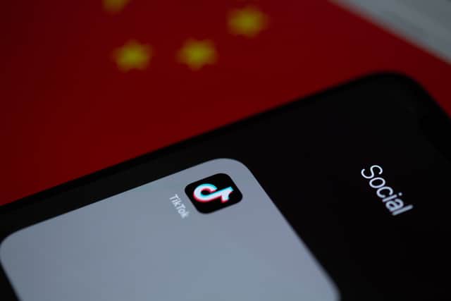 New TikTok filter ‘Bold Glamour’ allows users to have a perfect full on makeup look no matter how much they move on camera.