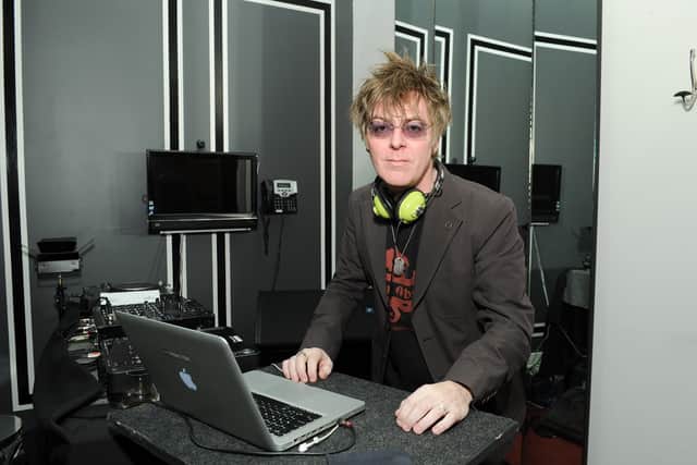 Andy Rourke, bassist for the Smiths, dies aged 59 after ‘lenghty’ battle with pancreatic cancer