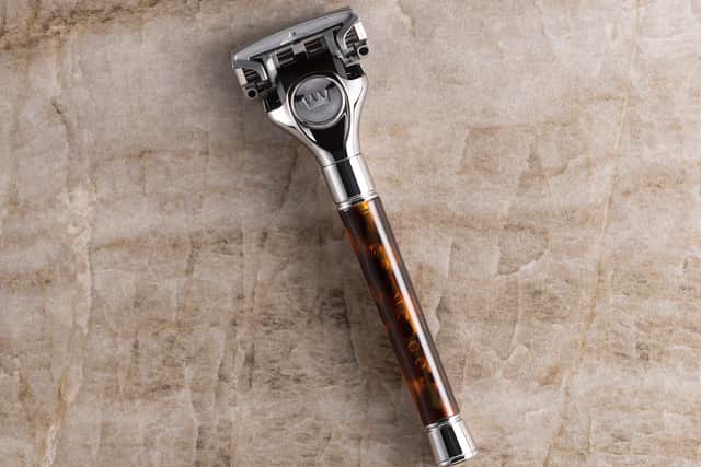 The handle is weighted, which helps you get the perfect pressure