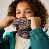 The lightweight Regatta snood can be worn as a scarf, hat, head covering, wristband and more.