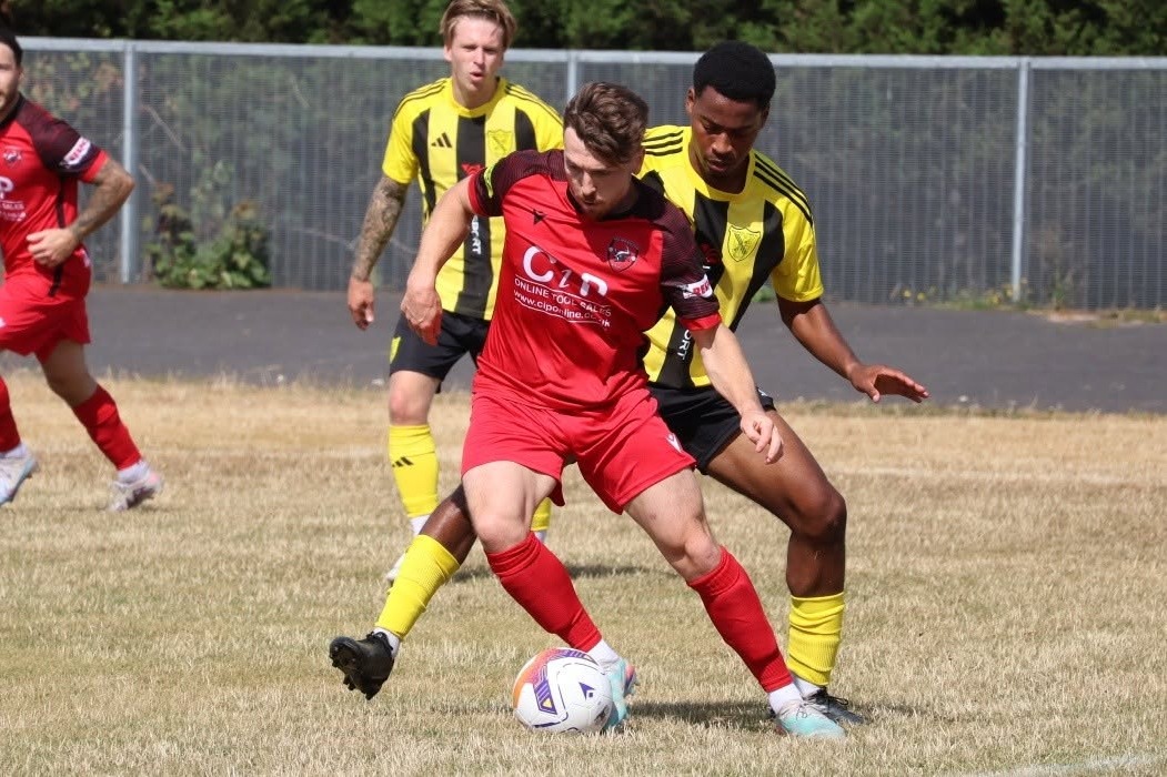 Enttäuschender Nachmittag für AFC Mansfield gegen Hucknall