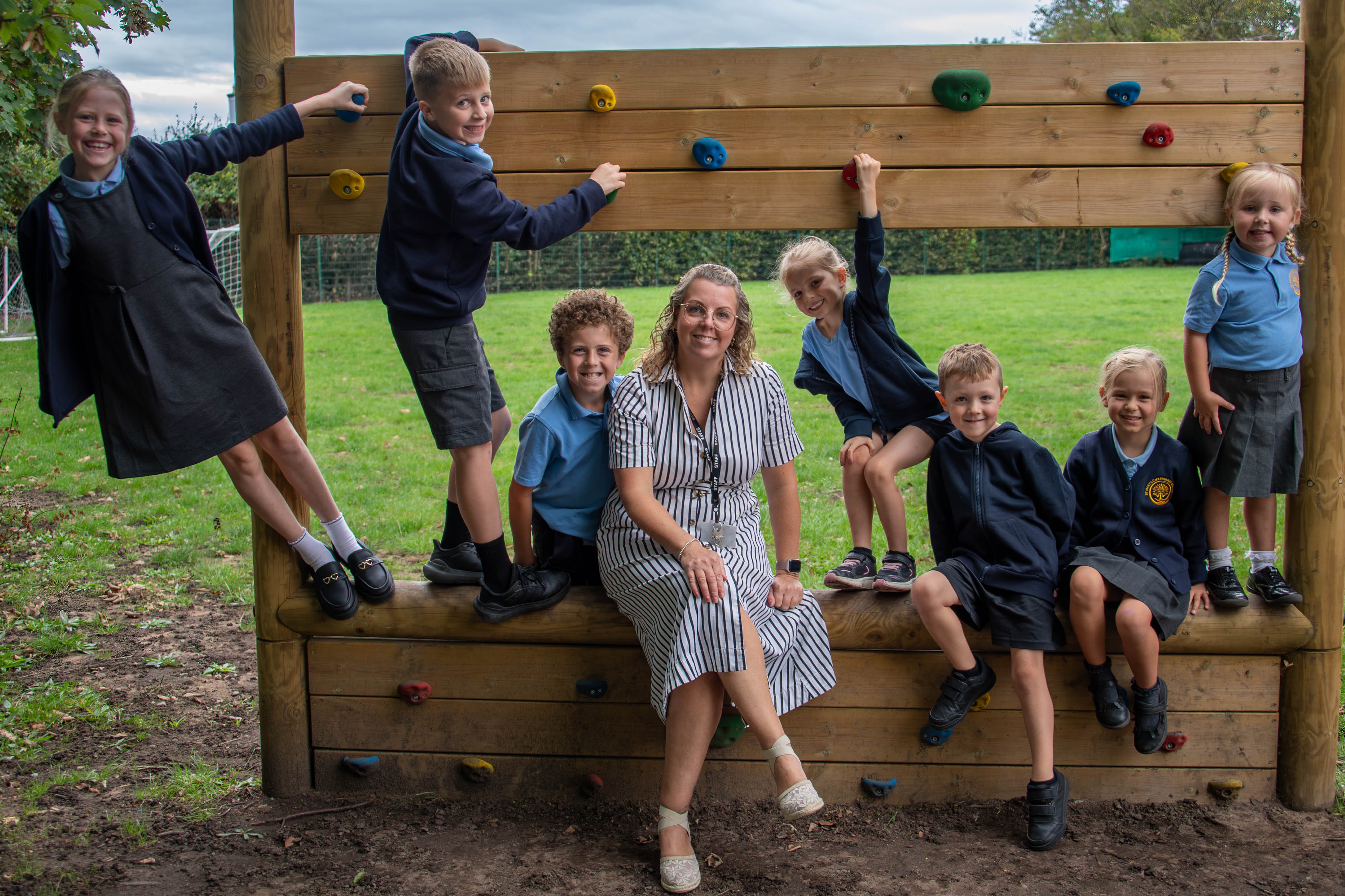 Children delighted with new facilities at Edwinstowe school