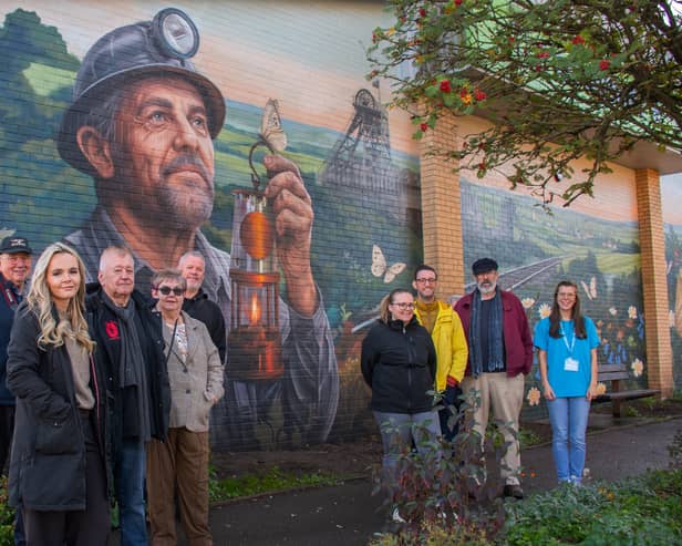 Council officers pictured with members of the Teversal, Stanton HIll and Skegby Neighbourhood Forum and the artist, Anthony Donnelly