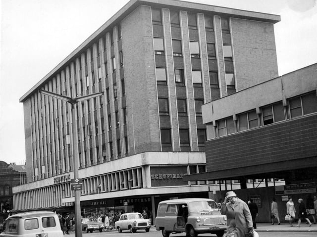 Schofields main building. This was completed in 1962. Now replaced by the Headrow Shopping Centre.