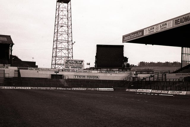 In the summer of 1982, United sold Elland Road to Leeds City Council and the authority granted the club a 125-year lease.