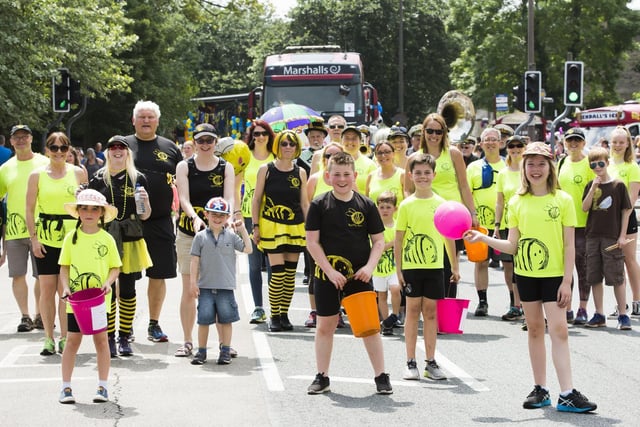 Brighouse Gala. Brighouse Bees running club.