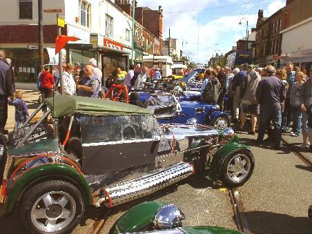 Vintage cars admired by visitors to Tram Sunday