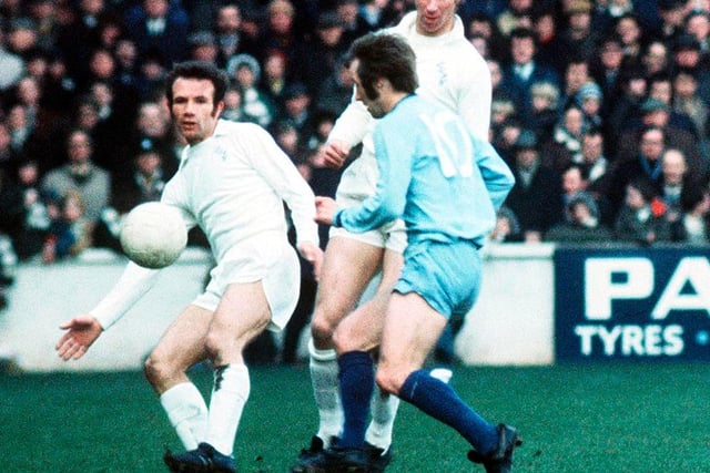 Paul Reaney in action for Leeds United in 1972 alongside Jack Charlton. (Varley Picture Agency)