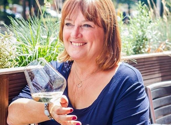 Liverpool-based journalist Jane Clare is a wine blogger and columnist passionate about everything wine and wine education. Blog: https://www.onefootinthegrapes.co.uk/ | Insta: @Onefootinthegrapes | Twitter: @JaneClarewine