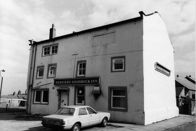 The Shamrock Inn on Delph Hill, pictured in April 1982. The licensee at the time was Gordon Southwart.