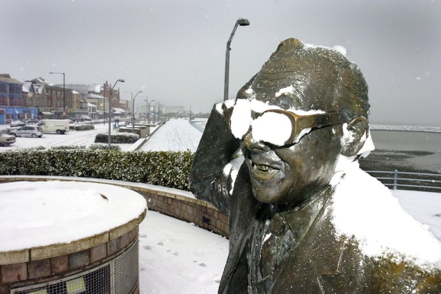 On Morecambe Prom in 2009 Eric enjoys the snow