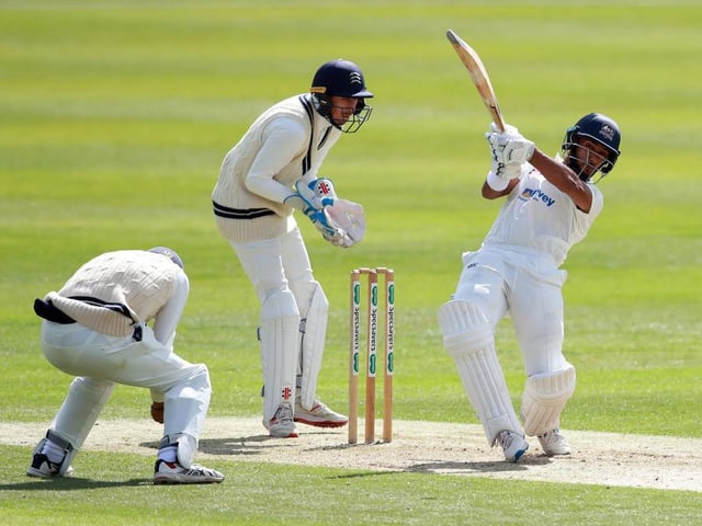 Saif Zaib goes on the attack against Middlesex