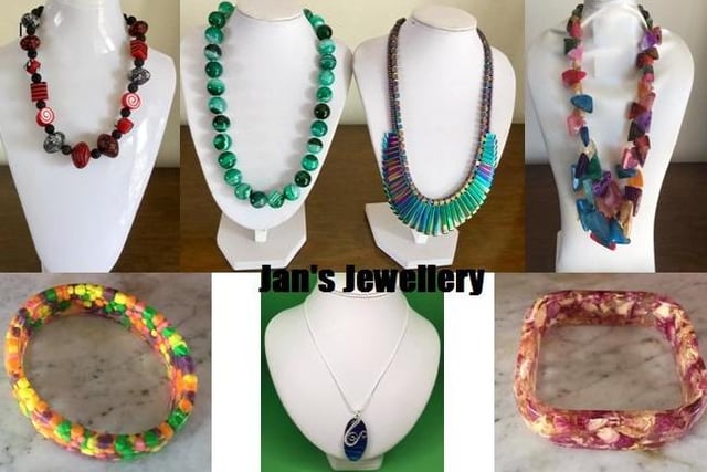 Jan’s jewellery with individually designed handmade items using semi precious stones