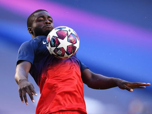 RB Leipzig defender Dayot Upamecano is wanted by Manchester United and Arsenal. The defender earned glowing reviews this season but a £50m price tag maybe too rich for even the top Premier League clubs
This means Upamecano is now set to cost over £50m, although a £40m release clause will become active next summer.