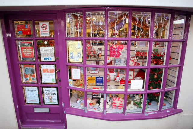 HOR 241110 Christmas shop fronts. The Card centre, storrington. photo by derek martin