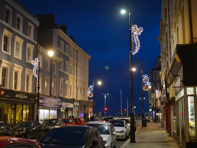 Hastings town centre Christmas lights 2020. SUS-201112-075040001