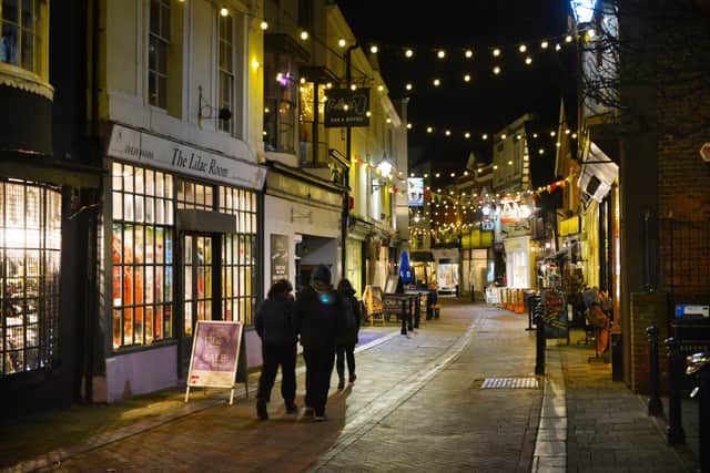 Hastings Old Town Christmas lights 2020.

George Street SUS-201112-075735001