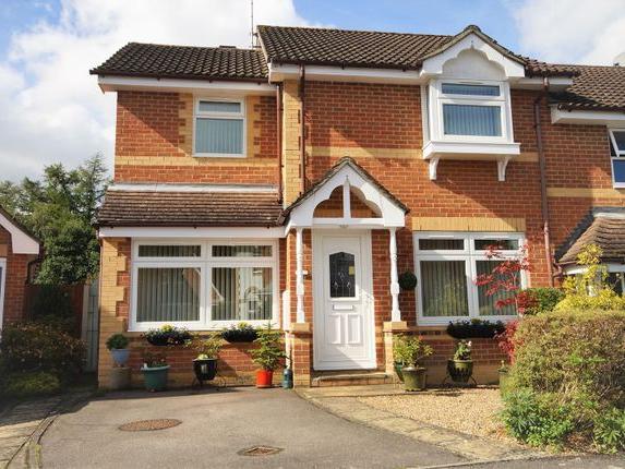 Lounge/dining room, kitchen/breakfast room, family room. Master bedroom with en-suite, two further bedrooms, family bathroom, gas fired central heating, double glazing, off road driveway parking, mature rear garden, garden store/utility, summer house.
Price: £425,000