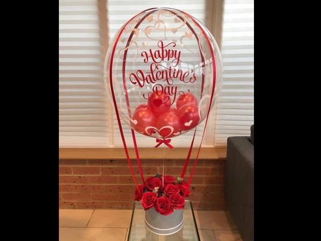 Blossom Meadow and Cloud 9 Event Hire have collaborated to offer this Valentine's themed hot air balloon. It comes with 12 artificial roses in a personalised hatbox.
