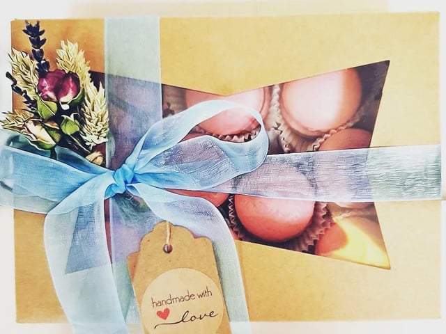 'Savour The Flavour Catering' are offering a box of 10 french macarons drizzled with white chocolate and sugar pearls and filled with prosecco buttercream for £20. They can be delivered or collected from Kingsthorpe on Friday, February 12. It costs £5 for nationwide postage.