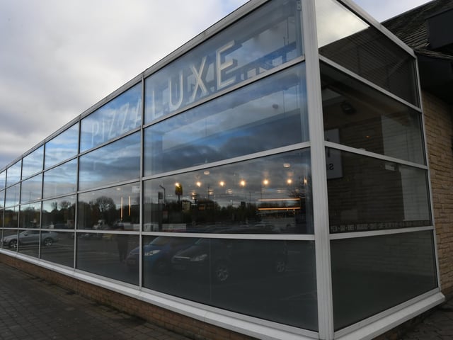 PizzaLuxe at the Extra Services, junction 17 on the A1M.