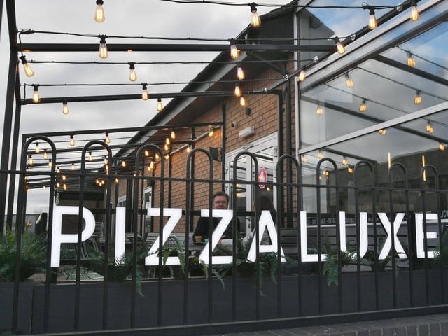 PizzaLuxe at the Extra Services, junction 17 on the A1M.