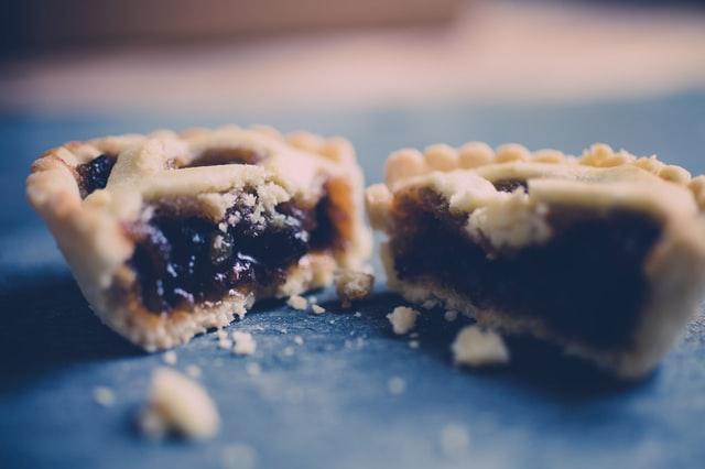 Mince pies are packed full of dried fruits such as sultanas, raisins, currants and grapes which can be extremely toxic for your dog. Even small amounts of these kinds of fruits can lead to severe kidney failure in your pooch.