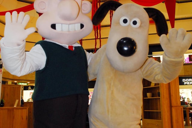 Wallace and Gromit at the Queensgate centre before the Christmas Lights switch on