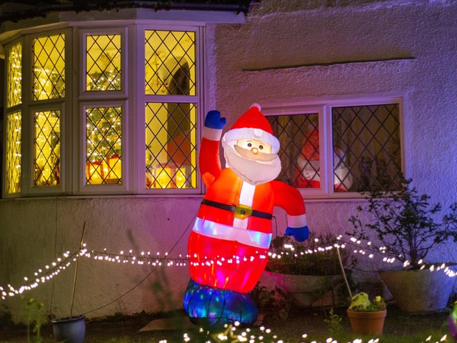 There were plenty of Christmas lights all over Eastbourne for residents to enjoy this year. This inflatable Santa waving to passersby in Kings Avenue caught Barry Davis’s eye, and was taken on a Canon EOS 5d. SUS-220501-122113001