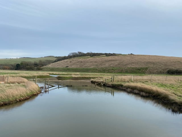Afternoon walk at Cuckmere Haven by Donato Tallo SUS-220501-153215001