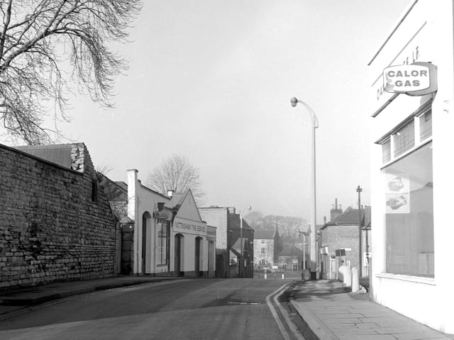 We believe this was taken in the sixties - do you recognise this stretch of Clumber Street? It certainly looks very different today.