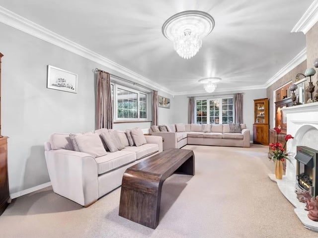 This room could function as a library, snug, music room or additional sitting room, offering genuine versatility without compromising the home’s existing reception space.