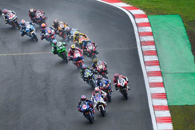 Finals race action from Brands Hatch.