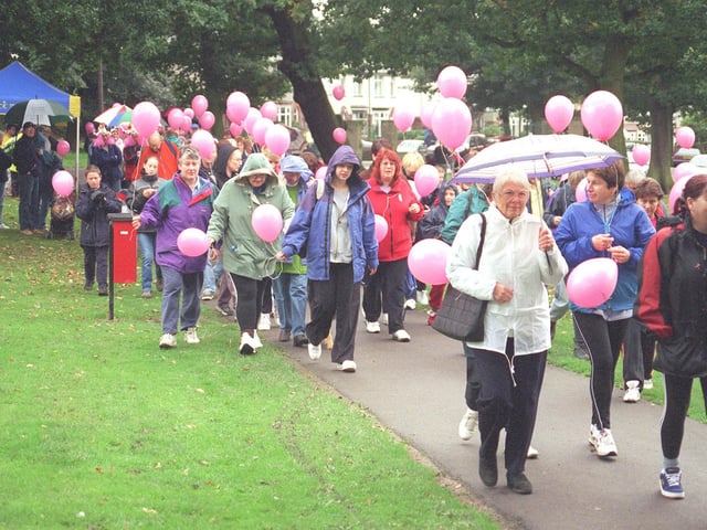 Walkers set off in Graves park to raise funds for the Imperial Cancer Research Funds breast cancer research programme in 1999