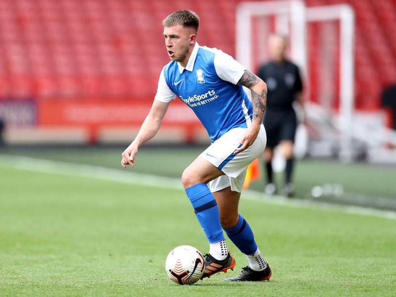 Wycombe Wanderers have also signed ex-Birmingham midfielder Caolan Boyd-Munce following his departure from Scottish Premiership side St Mirren.