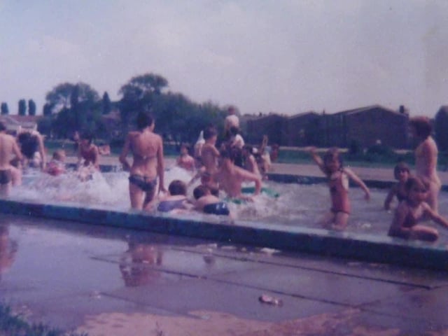 John Spencer discovered this image of the pool.