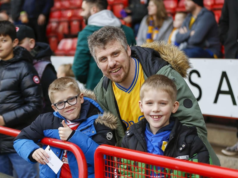 Mansfield Town fans at the defeat to Walsall.