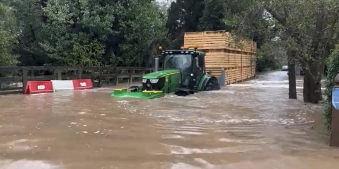 Video: Watch as tractor 'ploughs' through Rufford ford following flooding 