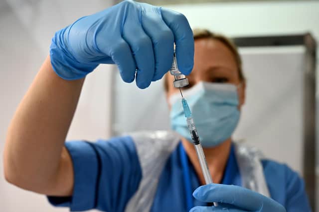 A mobile Covid-19 vaccination bus is to return to Mansfield today. (Photo by Jeff J Mitchell - Pool /Getty Images)
