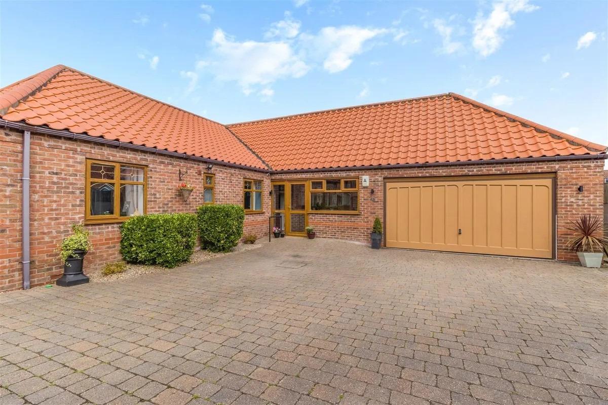 LOOK: Modern detached Mansfield bungalow with wow factor garden on the ...