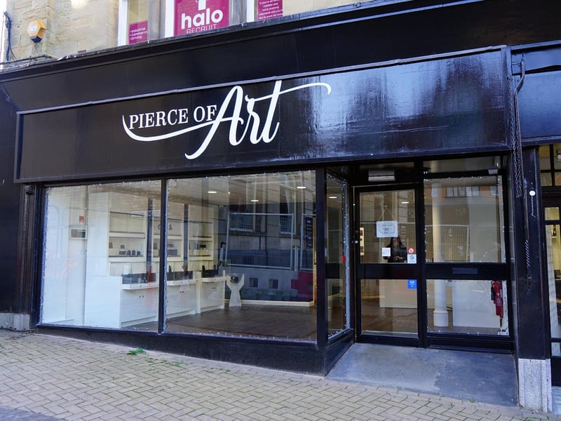 Located at 2, Queens Walk, Mansfield.