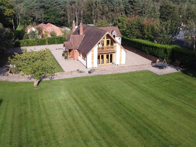 The outstanding, private plot, on which Moles End sits, stretches to 0.87 acres.