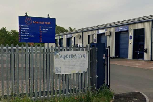 Supernova Stay and Play at Tom Kat Yard, Crew Lane, Southwell