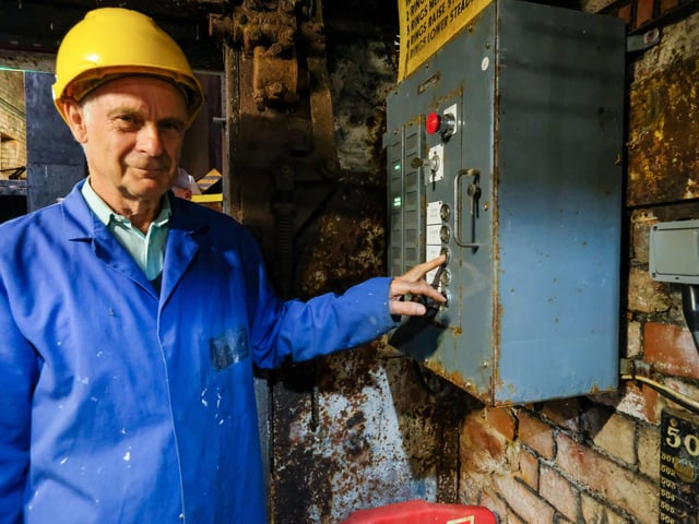 Mike Shardlow in charge of the cage at the south shaft.