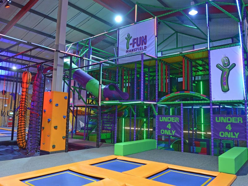 A range of themed sessions as well as a weekly Friday Neon Night with glow sticks and disco vibes take place at the venue.