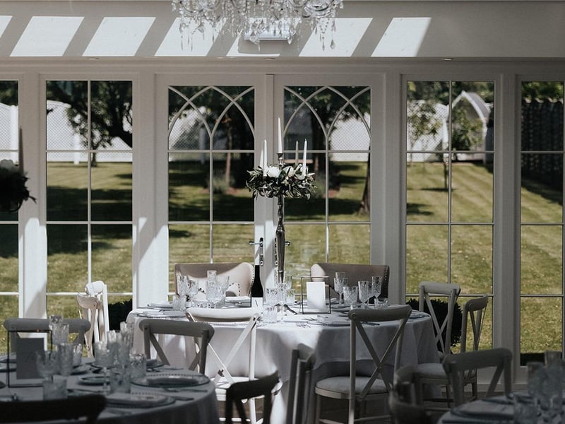 The Old Vicarage Boutique Wedding Venue in Westhorpe, Southwell has a 4.7 rating on Google reviews based on over 190 reviews. It is truly a stunning wedding venue.