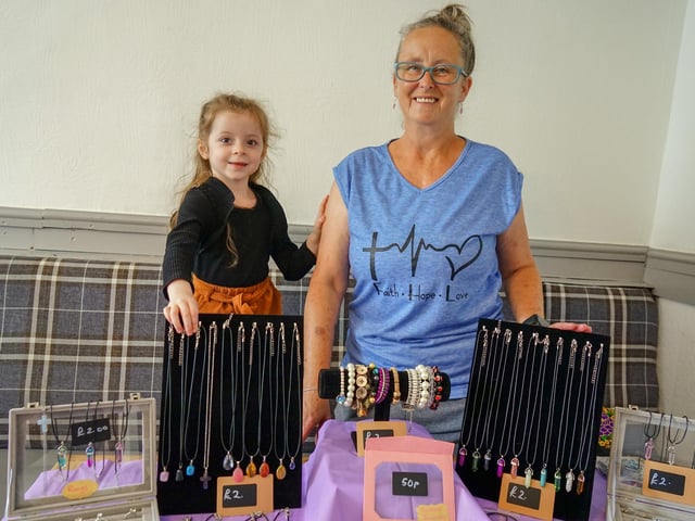 Amanda Fisher with Hallie-Rae Fisher selling handmade jewellery.