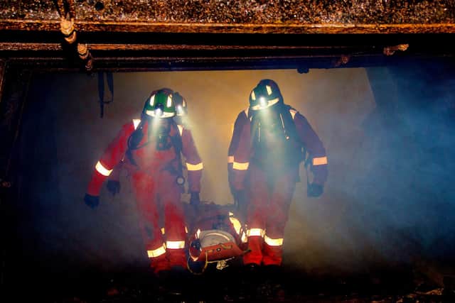 A Mines Rescue Service team rescuing from a confined space.
