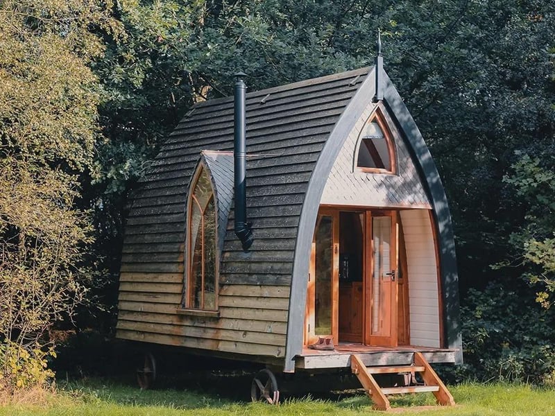 This 4.95-star guest favourite property in Kings Clipstone accommodates up to 4 guests. It is a cabin on wheels, crafted from locally sourced oak and larch. Nestled within a meadow, the cabin is surrounded by woodland in Sherwood Forest. (£120 per night). For more details and to book a stay, visit: www.airbnb.co.uk